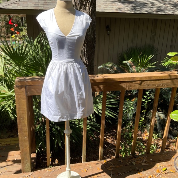 NWT French Connection Unno White Cotton Cap Sleeve Mini Dress - Picture 9 of 15